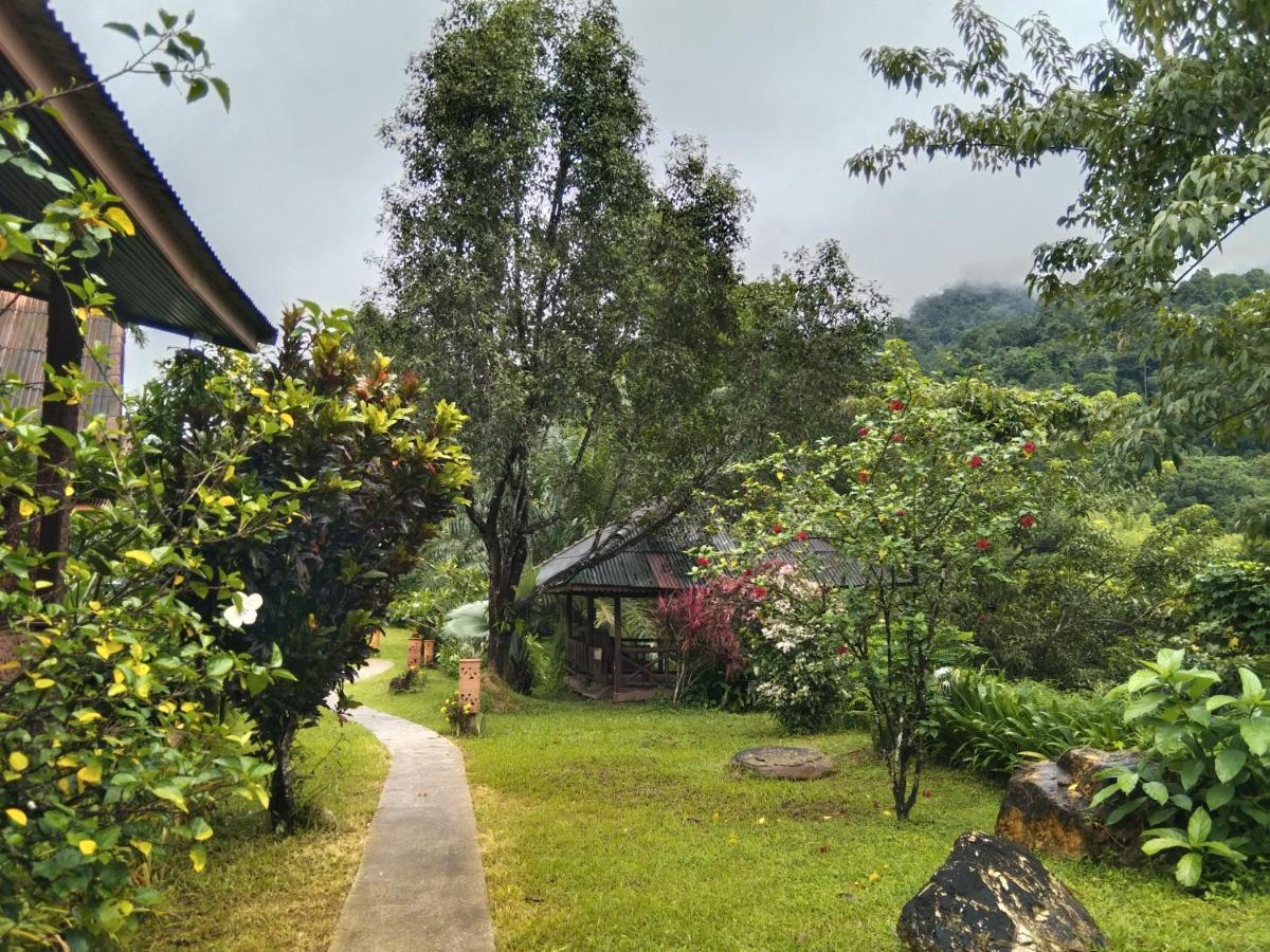 Khao Sok River & Jungle Resort Khao Sok National Park Екстериор снимка
